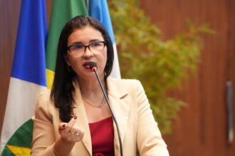 Vereadora Beatriz cobra reforço médico para Comunidade Ranchão em Nova Mutum Vereadora Beatriz cobra reforço médico para Comunidade Ranchão em Nova Mutum