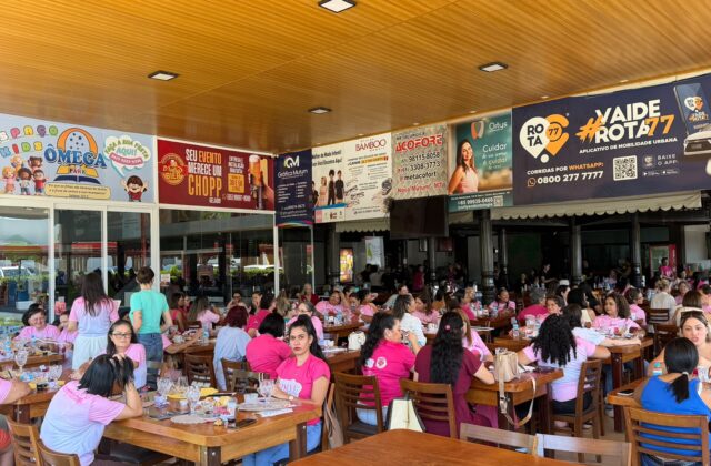 Café Conexões reúne mulheres em ação do Outubro Rosa em Nova Mutum